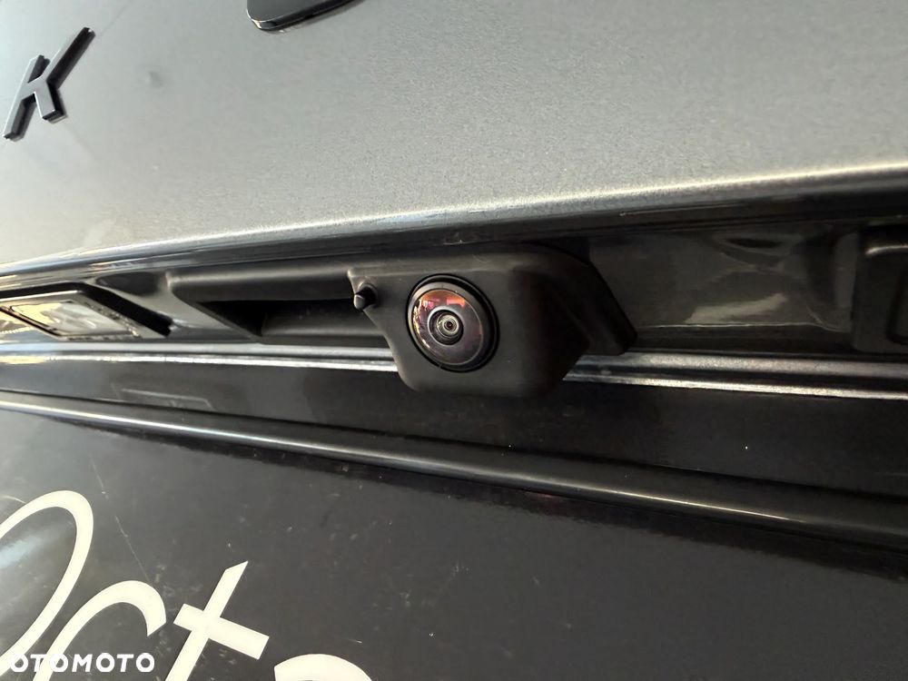 Skoda Octavia 2.0 TSI RS DSG - 35