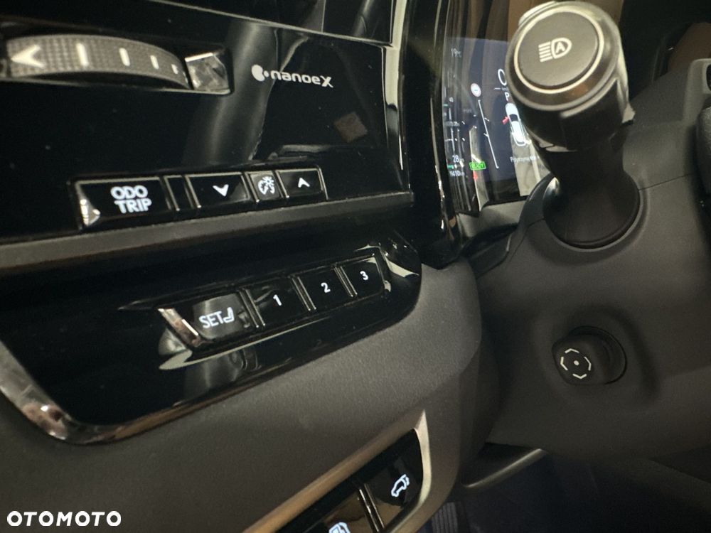 Lexus RX 450h+ Prestige - 18