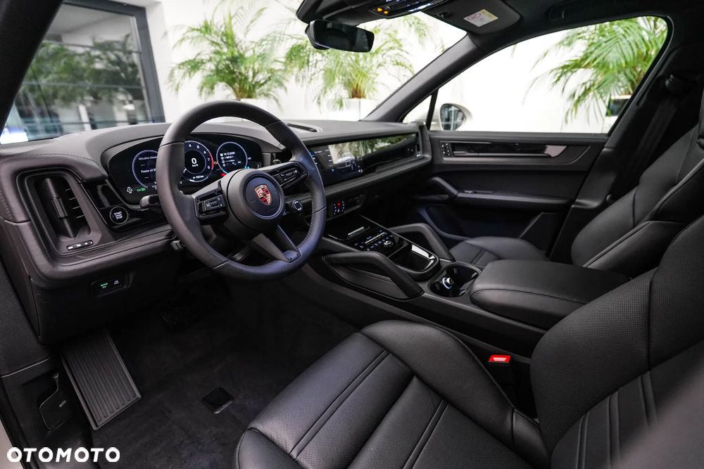 Porsche Cayenne Standard - 8