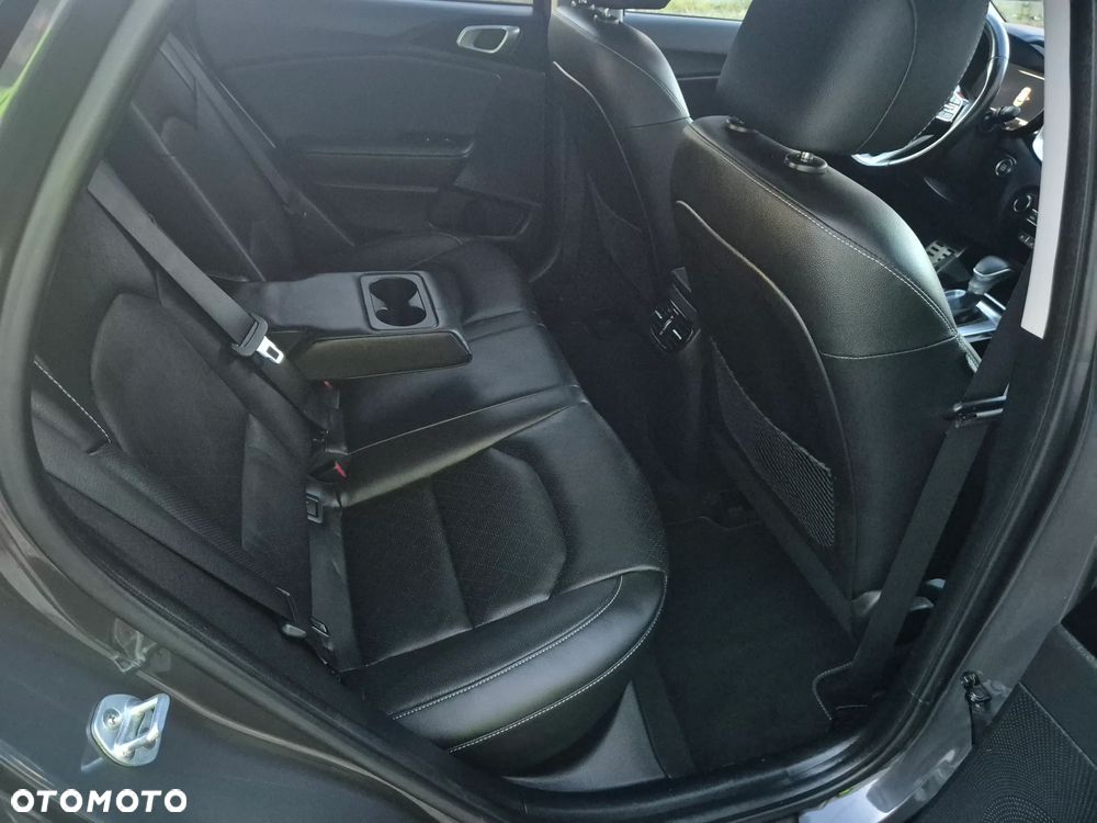 Kia XCeed 1.4 T-GDI OPF DCT7 PLATINUM EDITION - 12