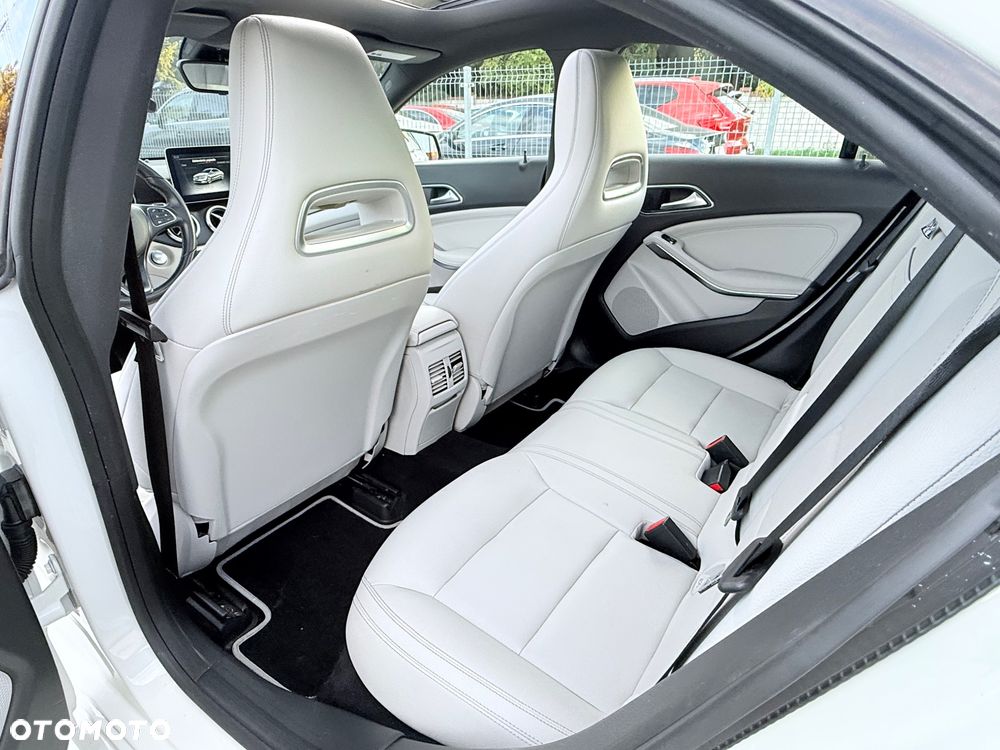 Mercedes-Benz CLA - 19