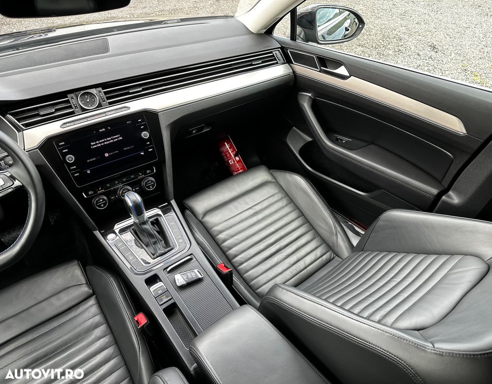 Volkswagen Passat - 23