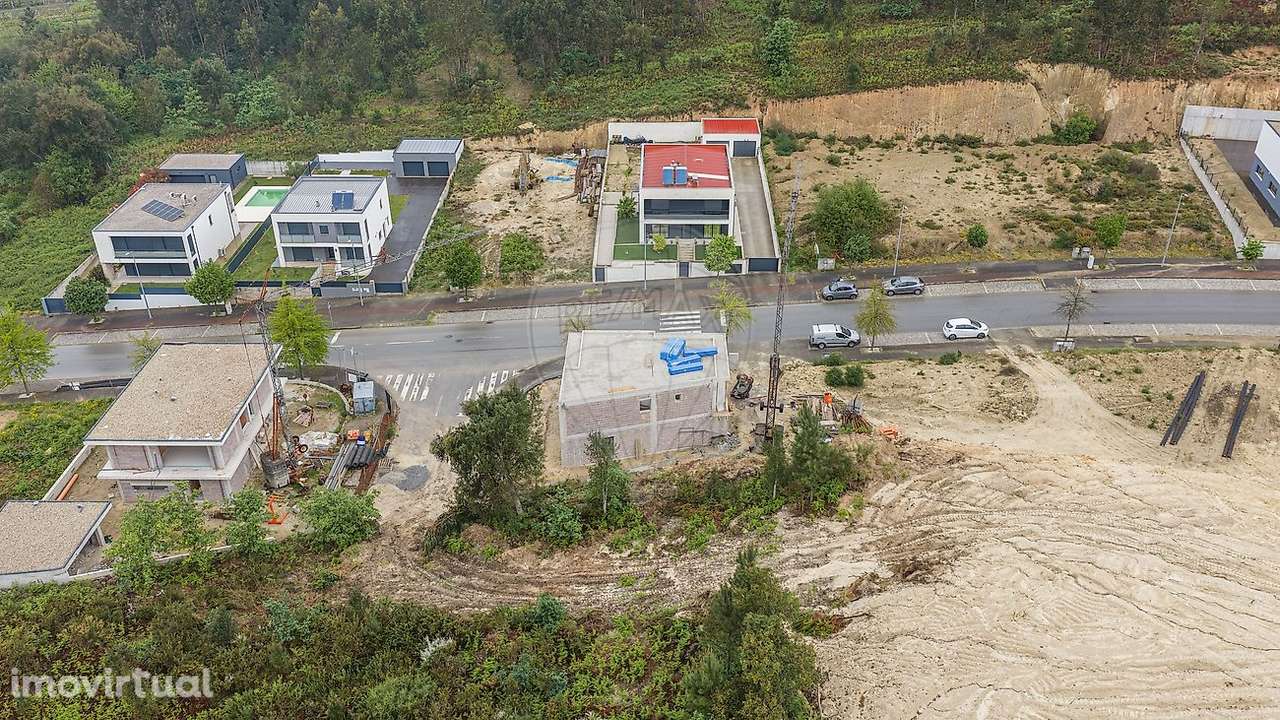 Moradia T3 para venda - Grande imagem: 2/35