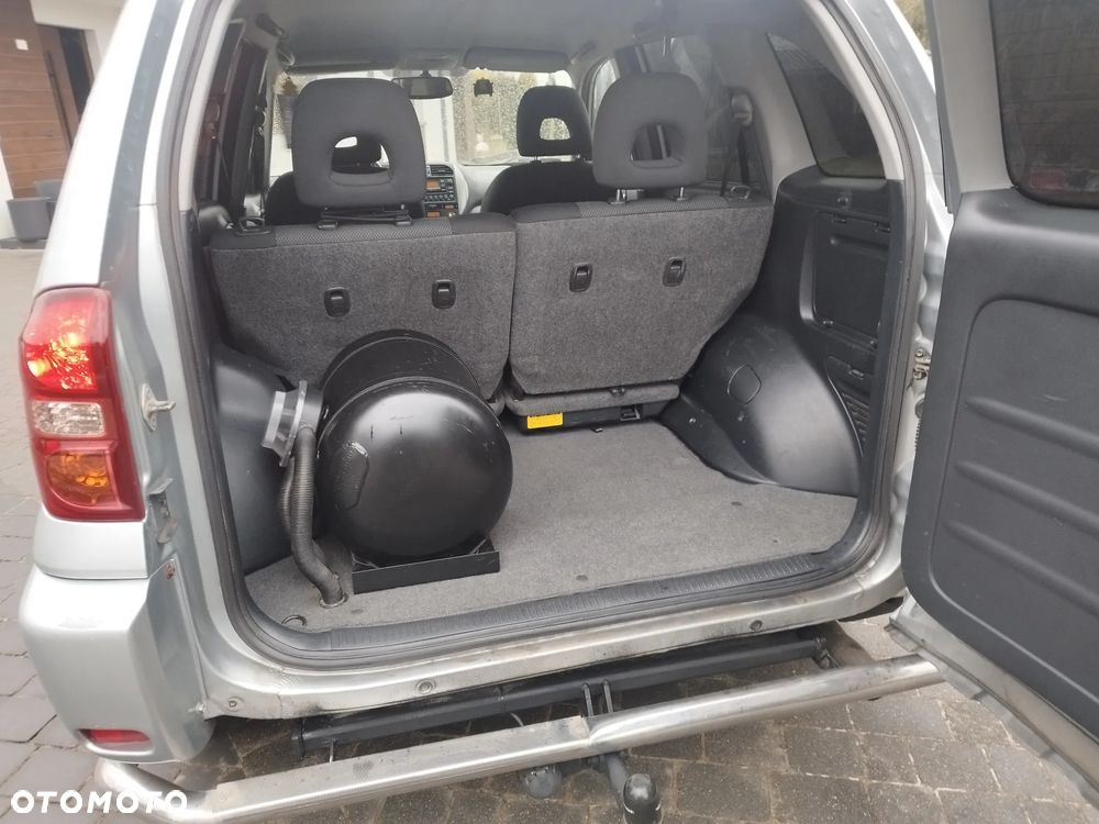 Toyota RAV4 2.0 VVT-i Sol - 39