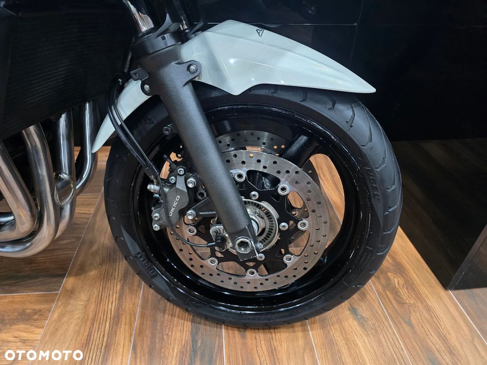 Suzuki Bandit - 23