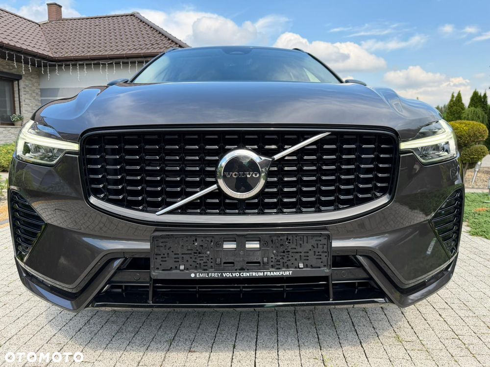 Volvo XC 60 B4 D Ultimate Dark - 2