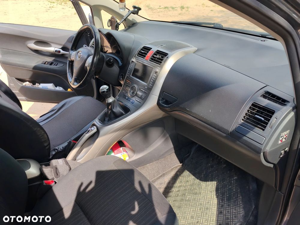 Toyota Auris - 20