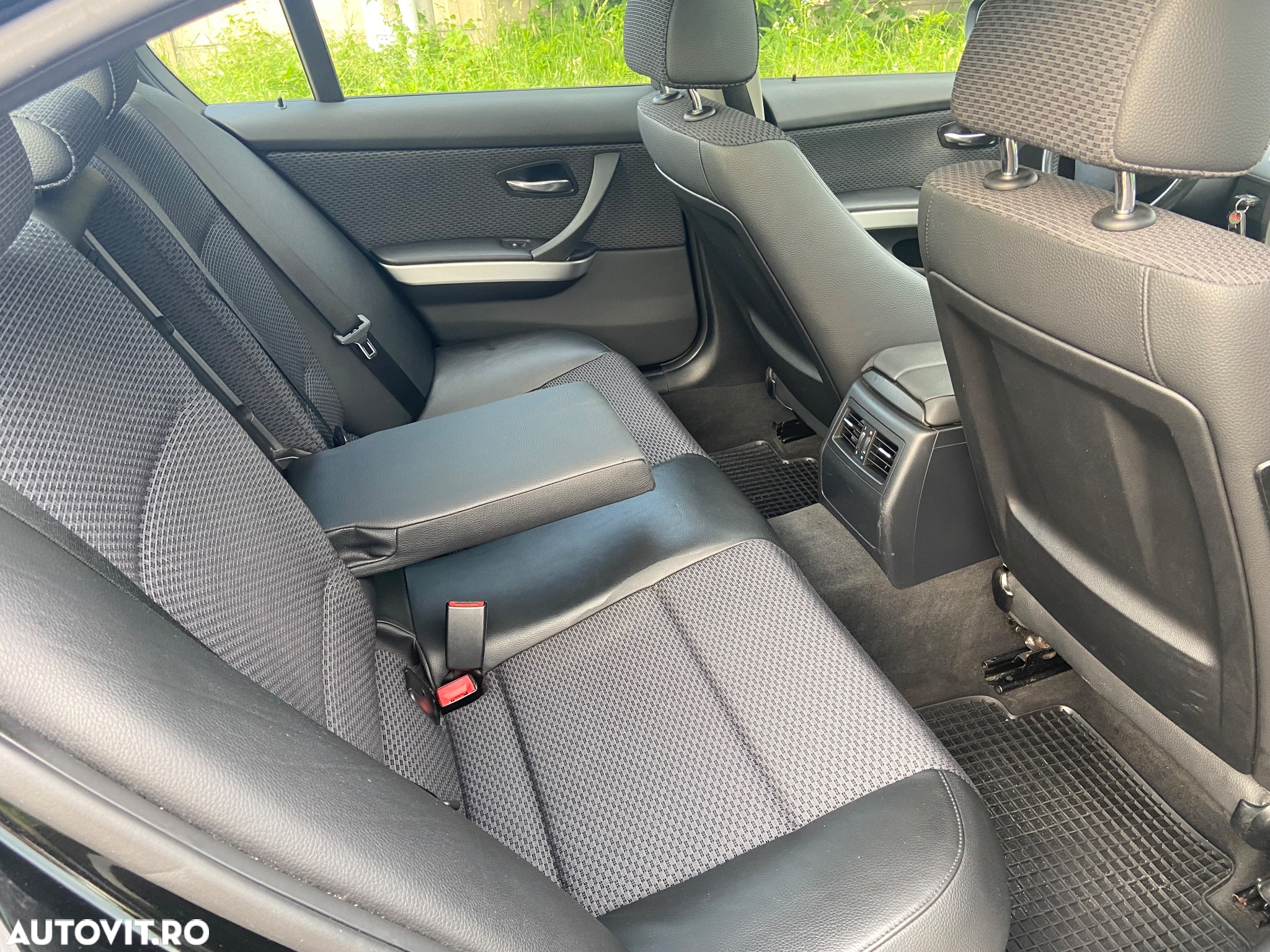 BMW Seria 3 318d - 8