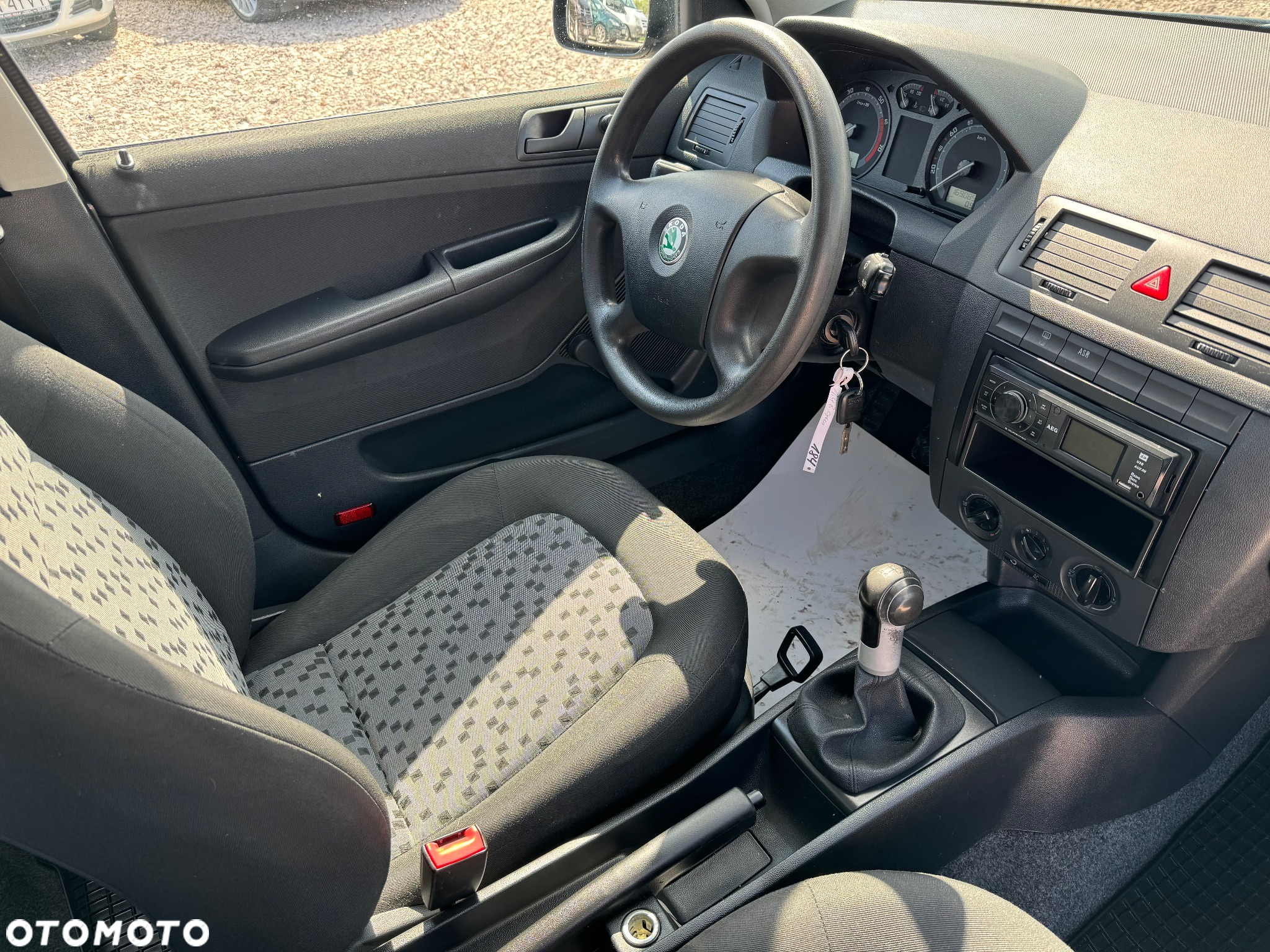 Skoda Fabia - 8