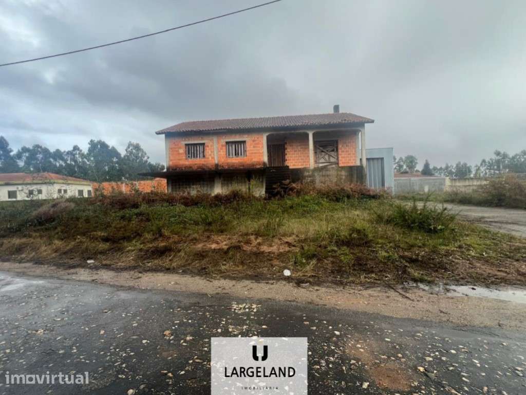 Moradia com terreno e armazém em Borralha, Águeda - Grande imagem: 3/7