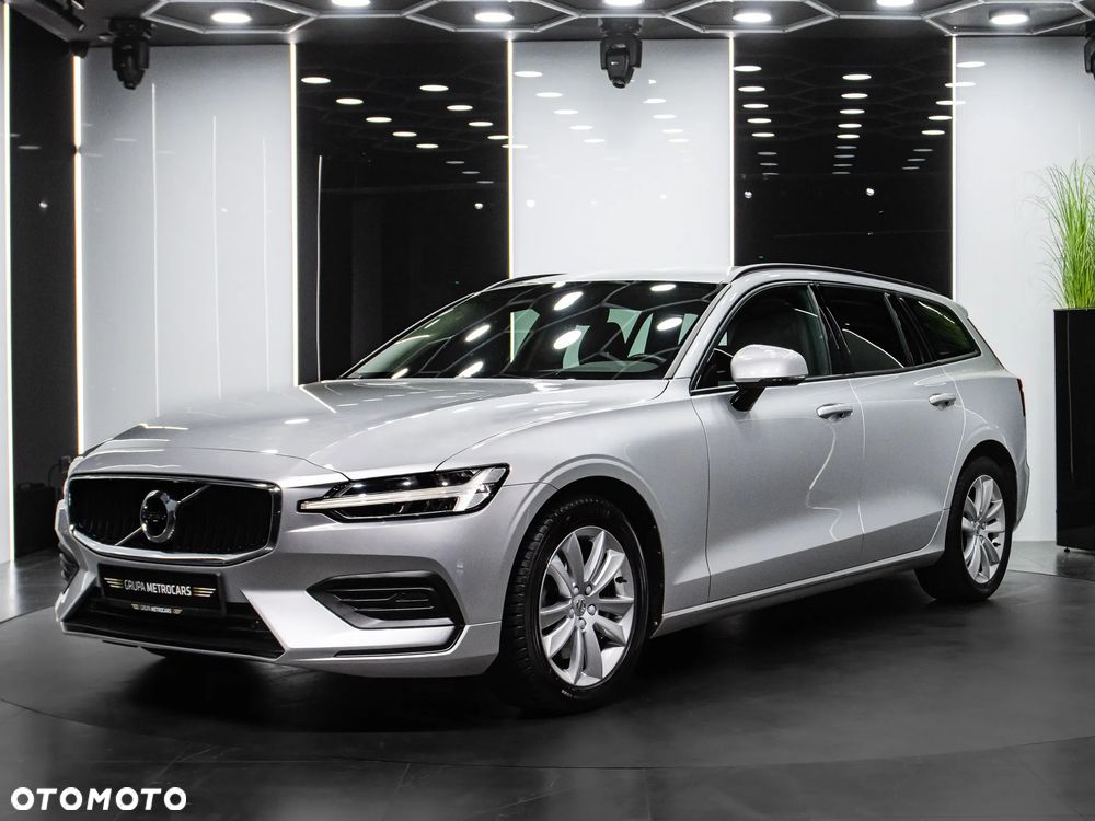 Volvo V60 B4 D Momentum Pro - 2