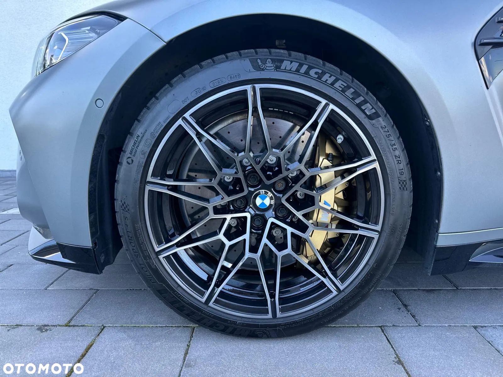 BMW M3 Competition M xDrive - 4
