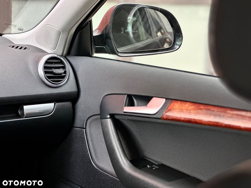 Audi A3 Sportback 2.0 TDI Ambiente - 17