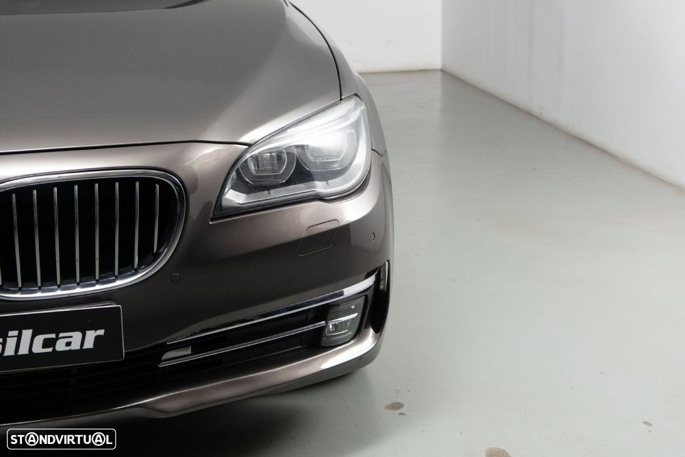 BMW 740 iH Active Hybrid - 15