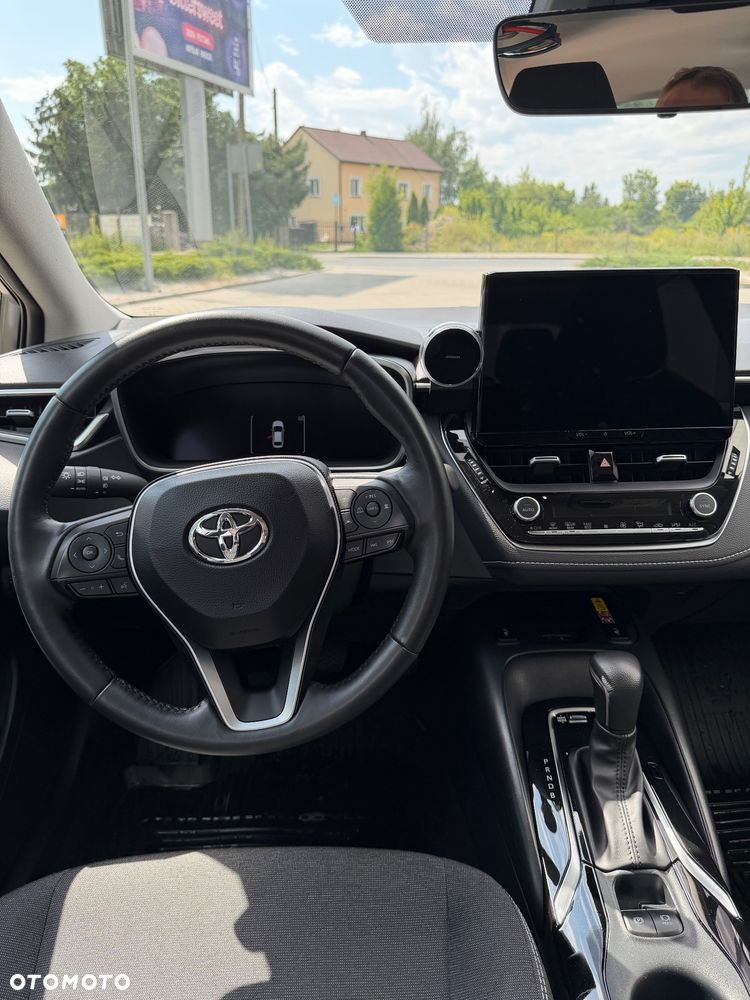 Toyota Corolla 1.8 Hybrid Comfort - 24