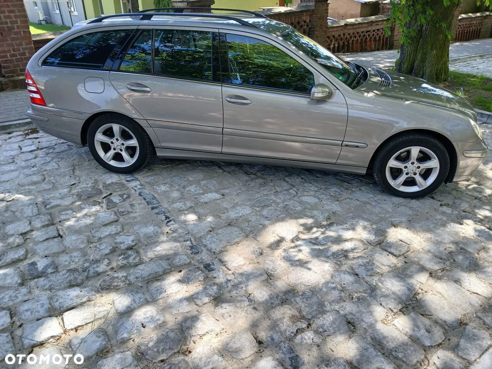 Mercedes-Benz Klasa C 180 Kompressor Automatik Avantgarde - 4