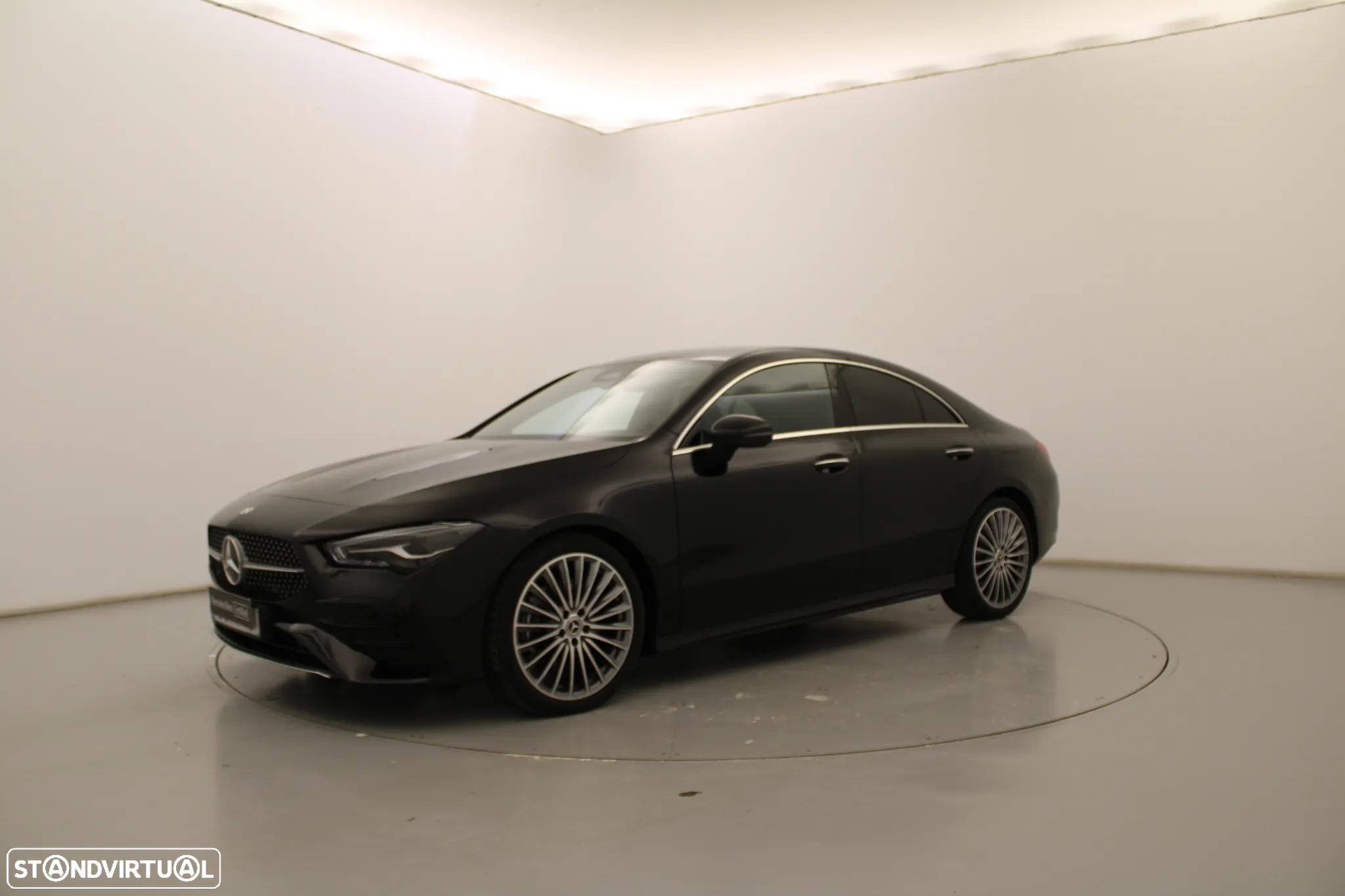 Mercedes-Benz CLA 200 d - 14