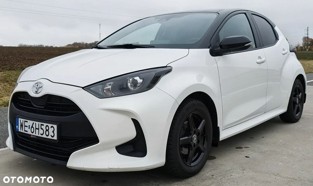 Toyota Yaris - 1
