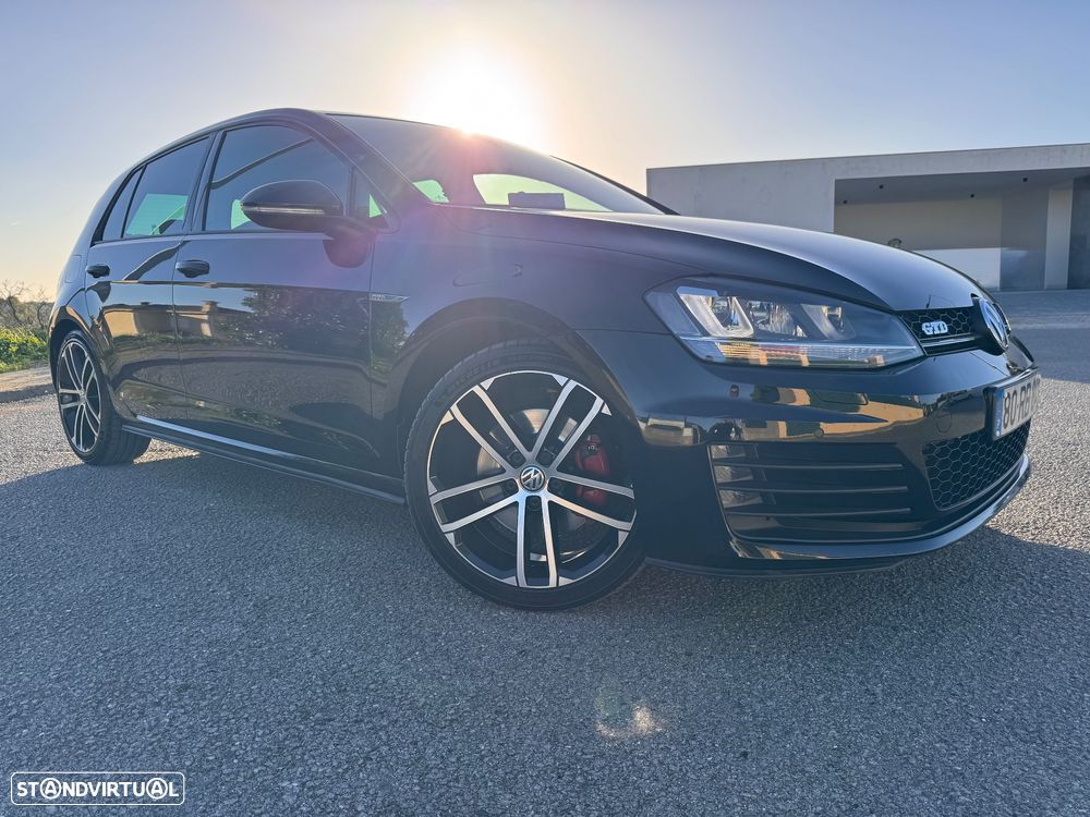VW Golf GTD BlueMotion - 1