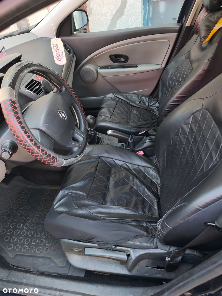 Renault Megane 1.6 16V 110 Dynamique - 9