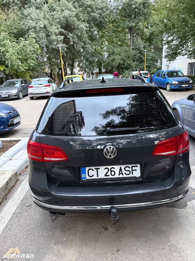 Volkswagen Passat Variant 1.6 TDI BlueMotion Technology DSG Comfortline - 2