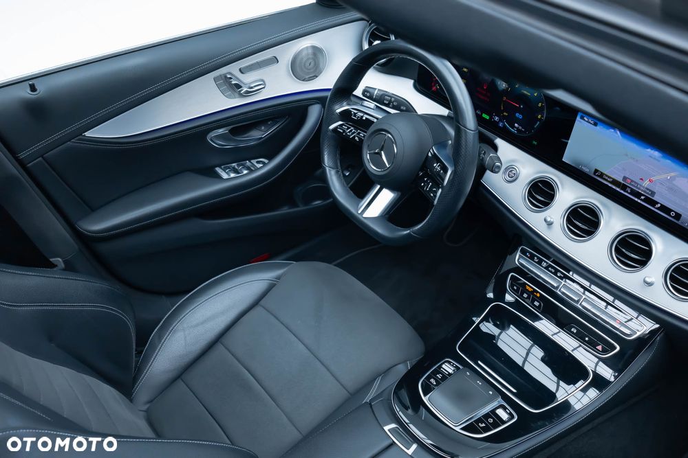 Mercedes-Benz Klasa E 300 de 4Matic 9G-TRONIC AMG Line - 8