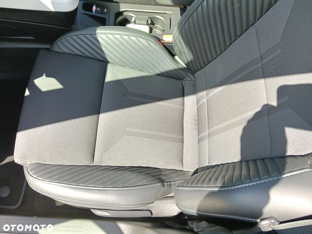 Renault Clio E-TECH 140 EXPERIENCE - 22