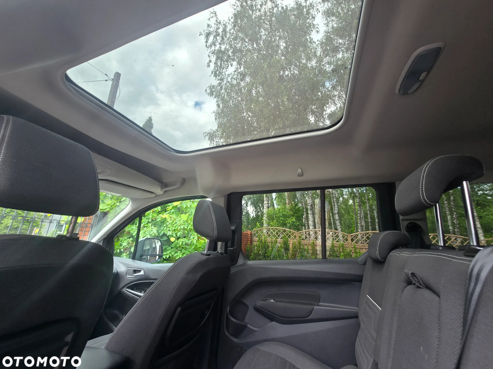 Ford Tourneo Connect Grand 1.5 TDCi Start/Stop Titanium - 11