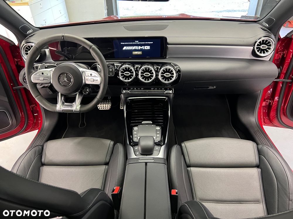 Mercedes-Benz Klasa A 45 S AMG 4-Matic 8G-DCT - 16