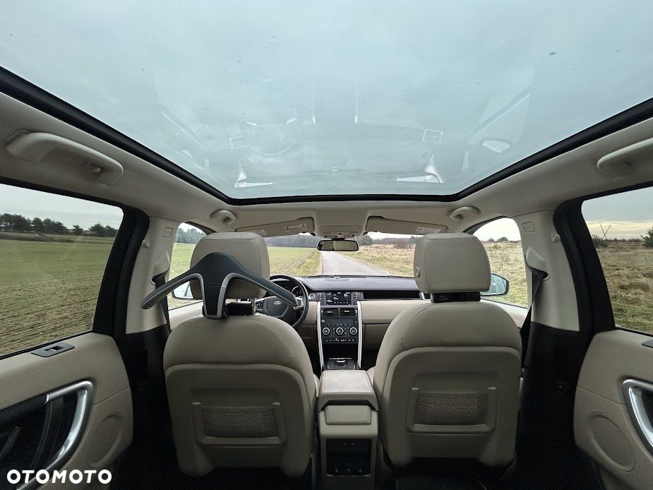 Land Rover Discovery Sport - 22