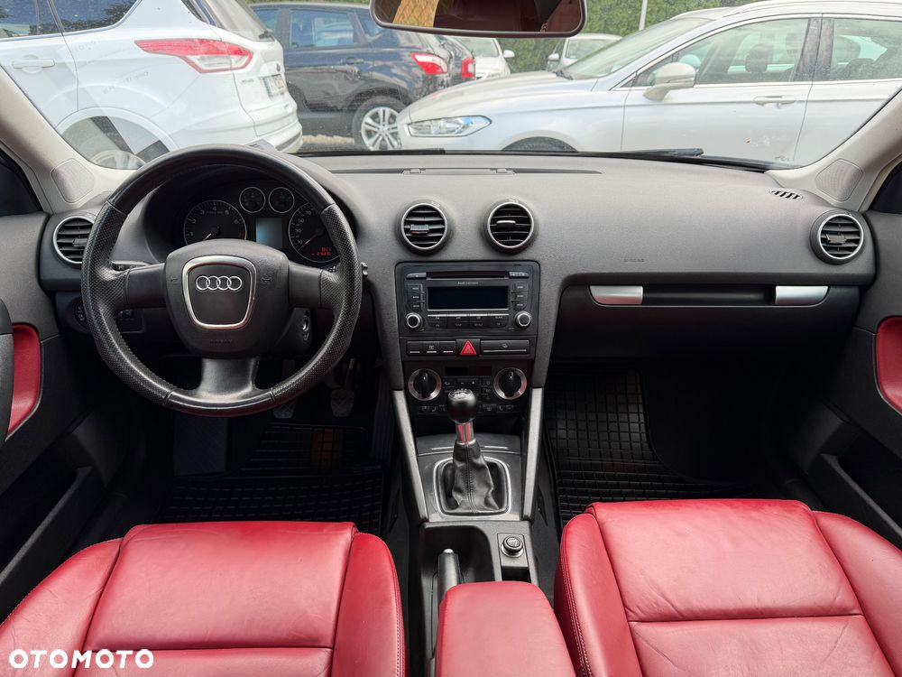 Audi A3 Sportback 1.6 S line Sportpaket plus - 22