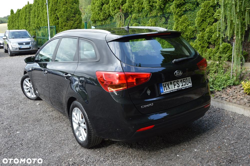 Kia Ceed - 5