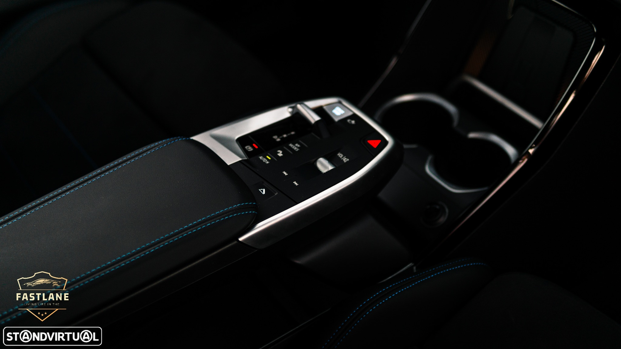 BMW iX2 eDrive20 Pack Desportivo M - 19