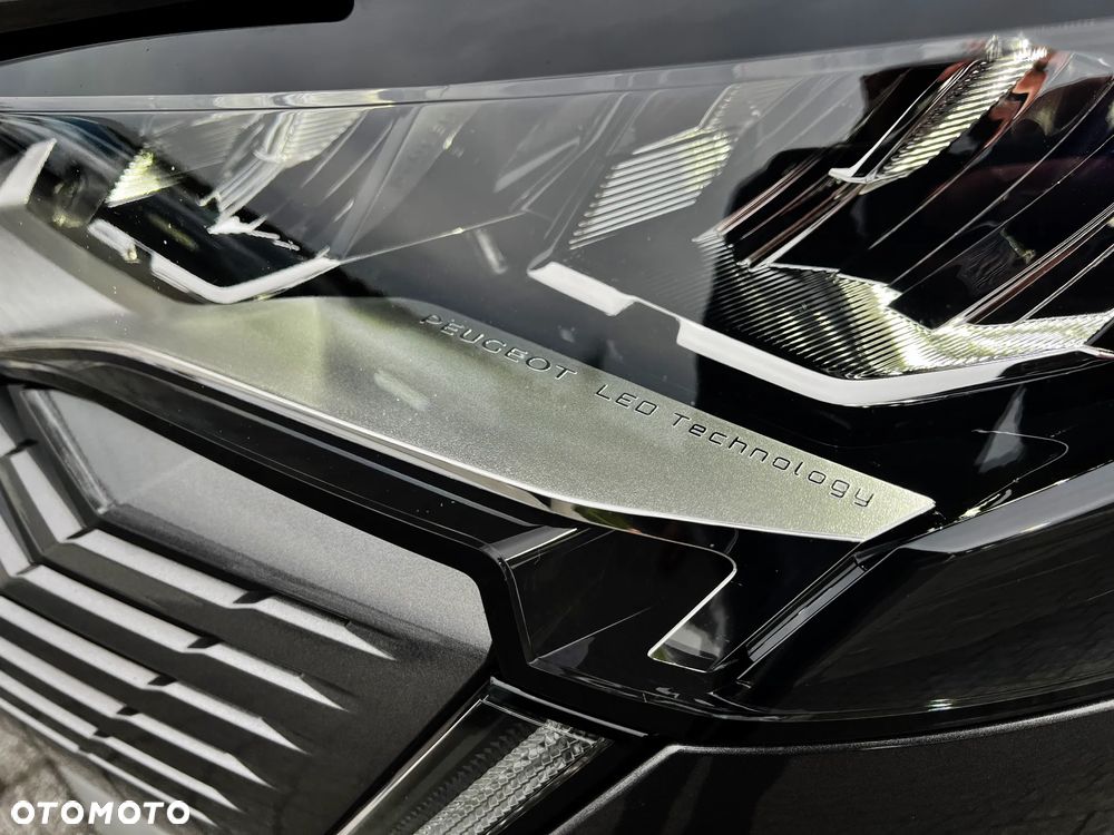 Peugeot 3008 1.2 PureTech Road Trip S&S - 14