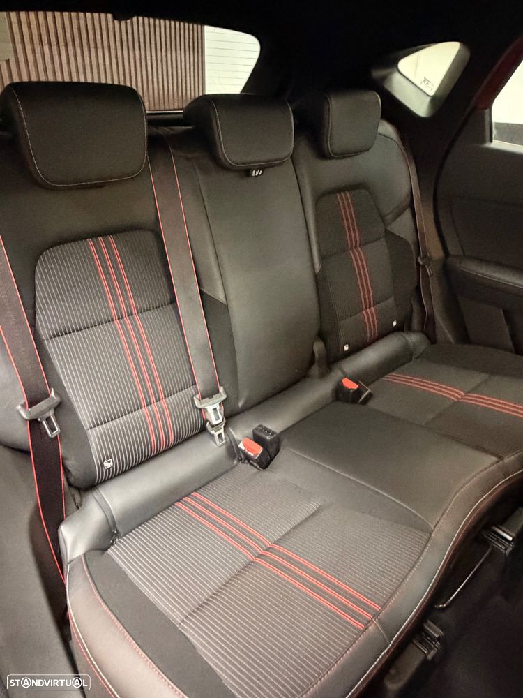Renault Captur 1.6 E-Tech Plug-In RS Line - 34