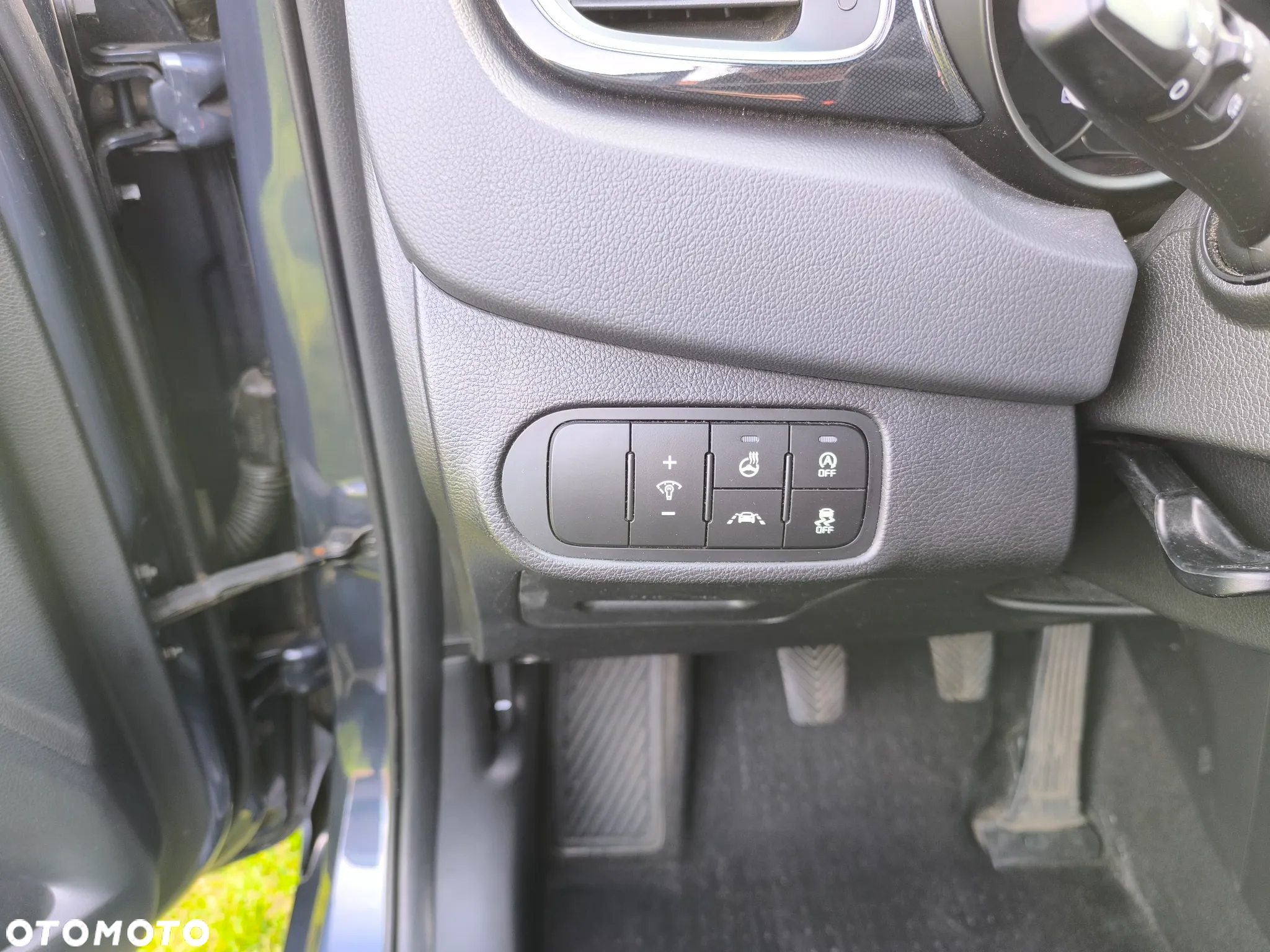 Kia Carens 1.7 CRDi L 7os - 17