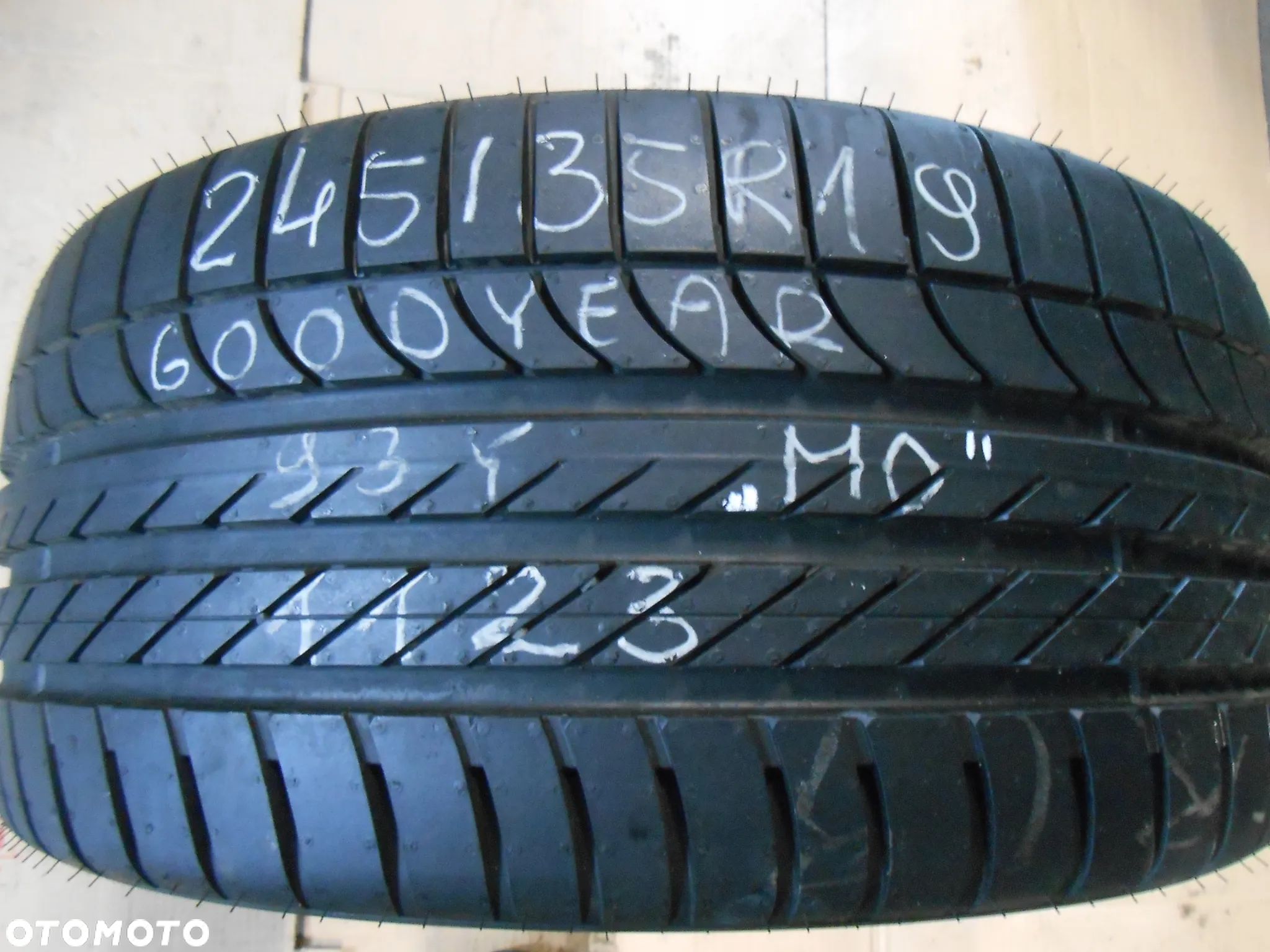 OPONA POJEDYNKA  245/35R19 GOODYEAR EAGLE F1 ASYMMETRIC MO DOT 1123 8MM - 1