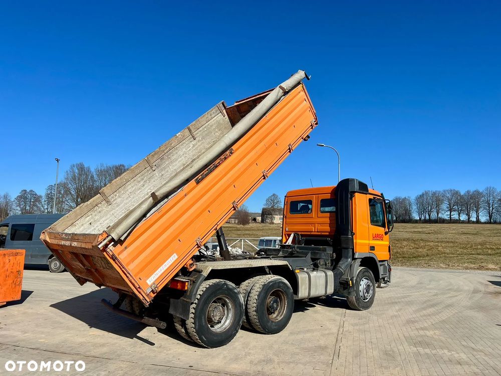 Mercedes-Benz ACTROS - 7