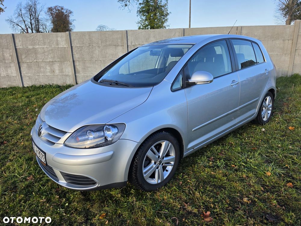 Volkswagen Golf Plus - 14