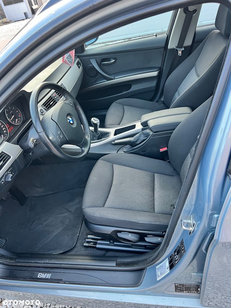 BMW Seria 3 - 11