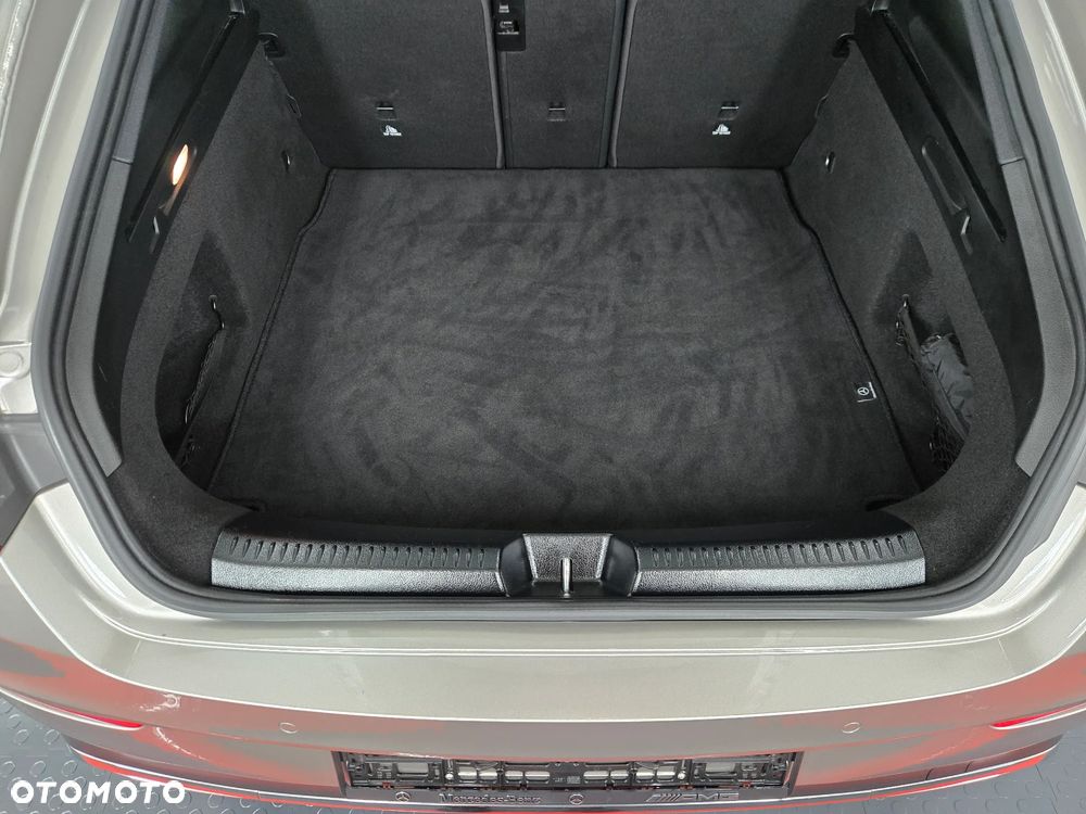 Mercedes-Benz CLA 200 7G-DCT AMG Line - 31