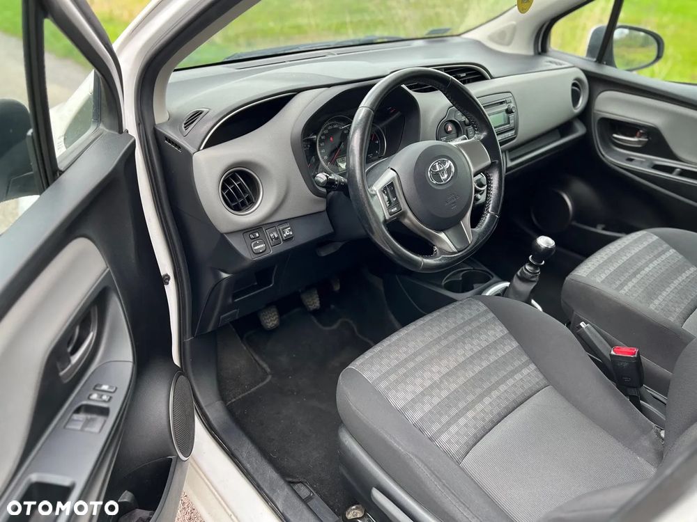 Toyota Yaris 1.33 Active - 5