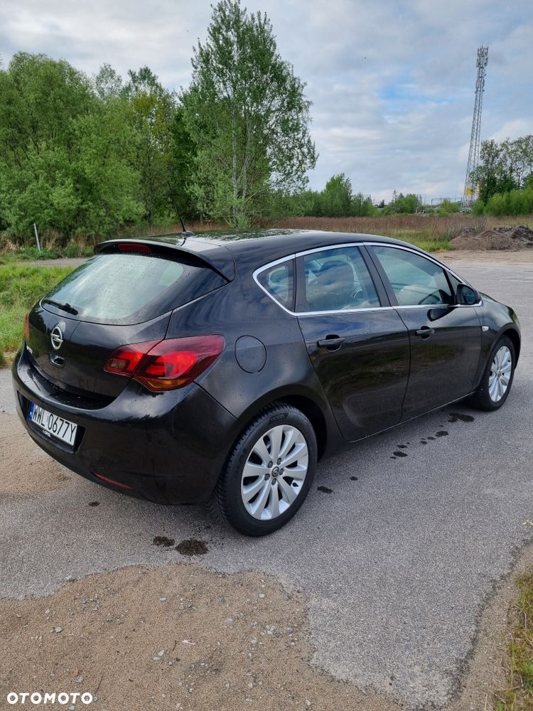 Opel Astra - 4
