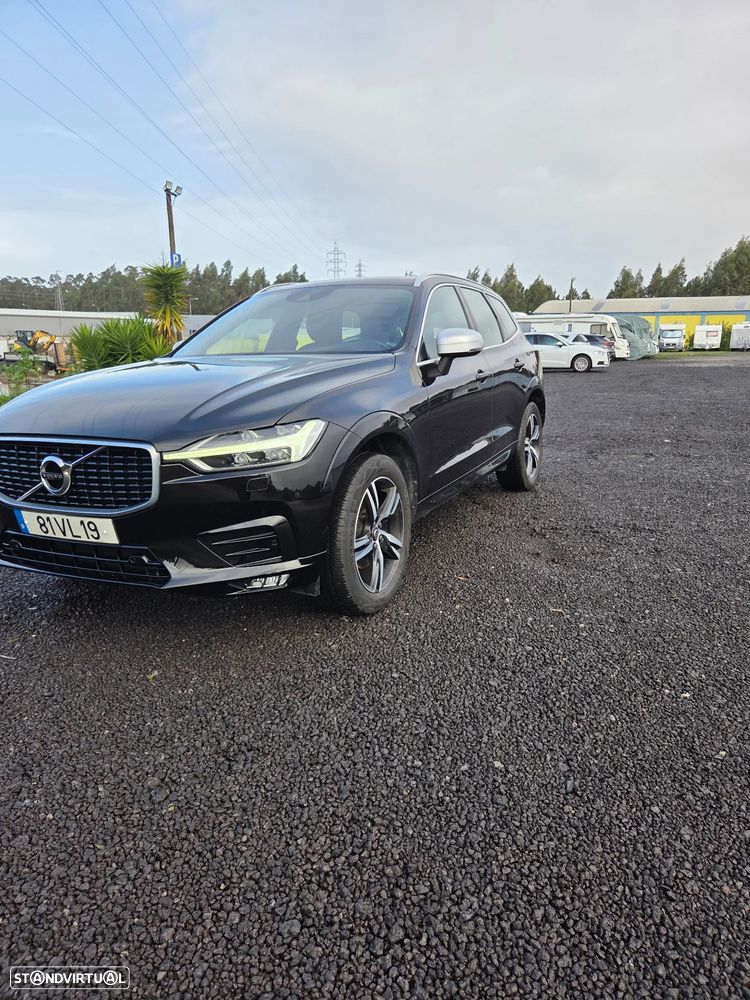 Volvo XC 40 2.0 D4 R-Design AWD - 2