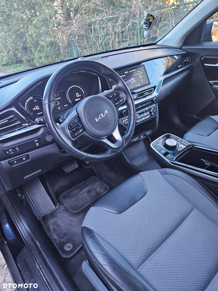 Kia Niro 64kWh L - 17