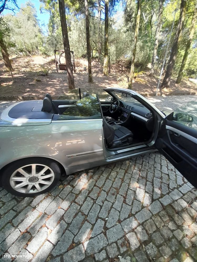 Audi A4 Cabrio 2.0 TDI S-line - 5