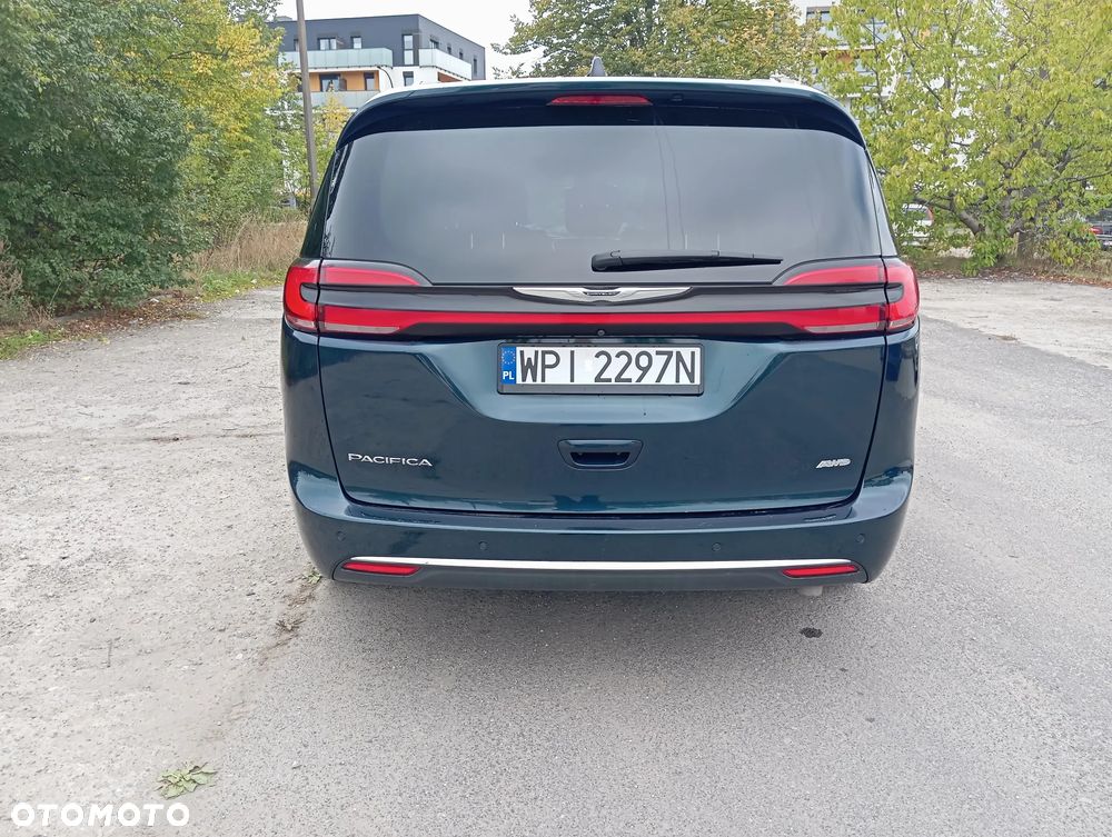 Chrysler Pacifica - 5