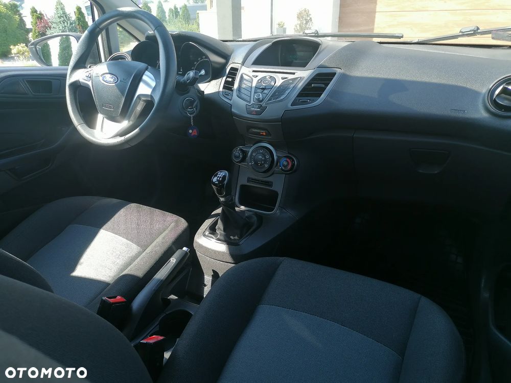Ford Fiesta 1.25 Silver X (Ambiente) EU6 - 12