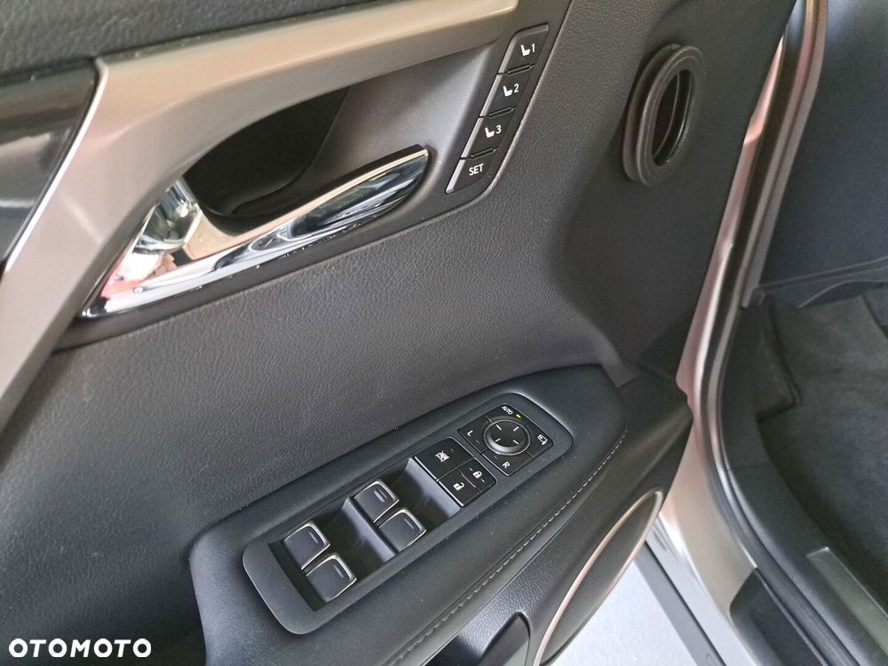 Lexus RX 300 Business Edition + - 32