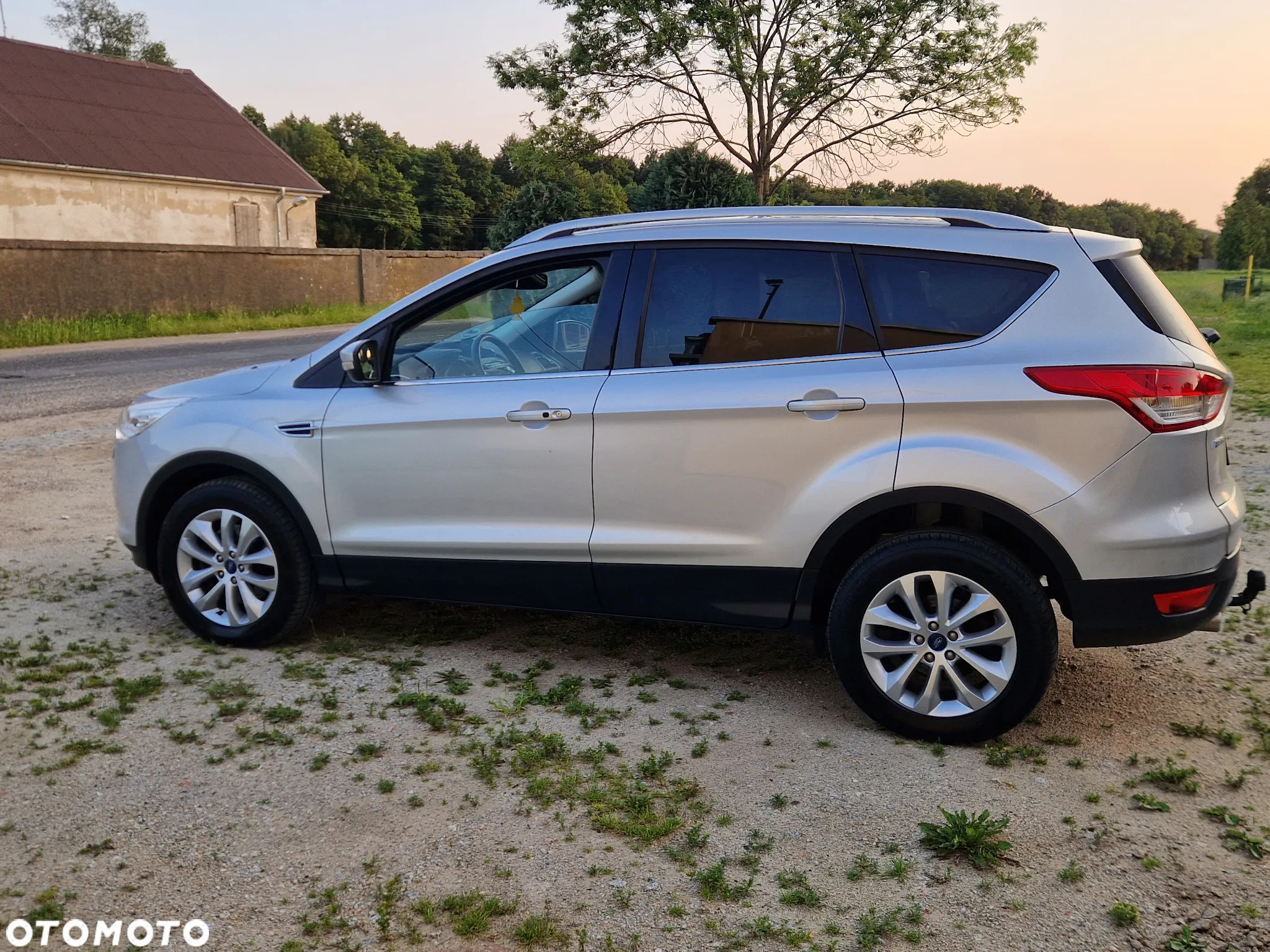 Ford Kuga 2.0 TDCi 4WD Titanium - 4
